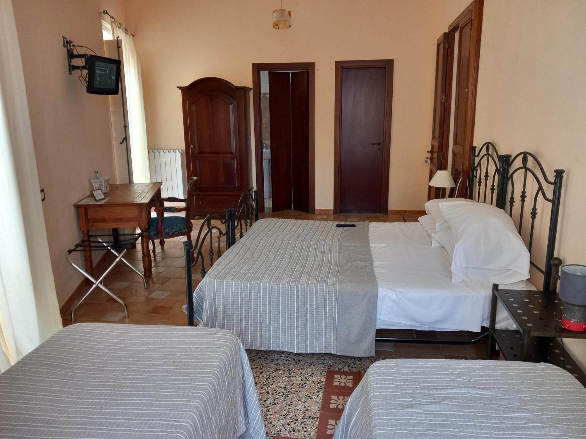 B&B Batara - "La Terrazza Del Centro" Agrigento Exterior foto