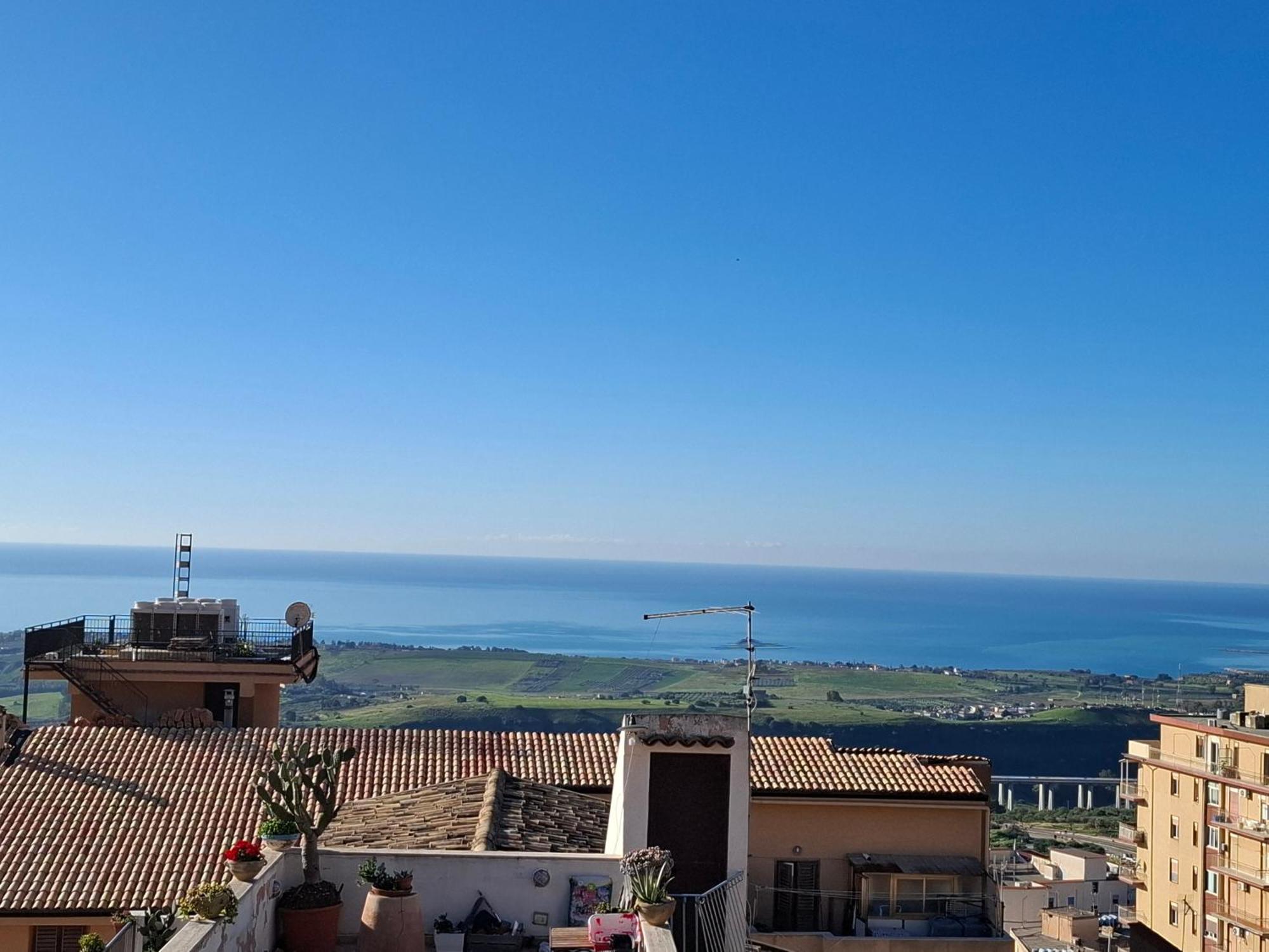 B&B Batara - "La Terrazza Del Centro" Agrigento Exterior foto