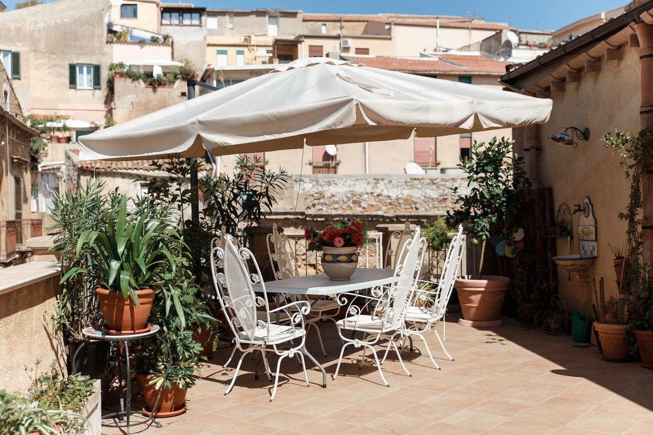 B&B Batara - "La Terrazza Del Centro" Agrigento Exterior foto