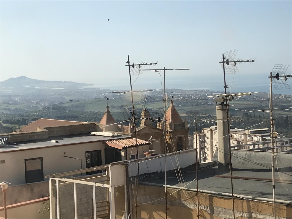 B&B Batara - "La Terrazza Del Centro" Agrigento Exterior foto